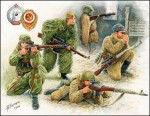 ZVE3597 WWII Soviet sniper team